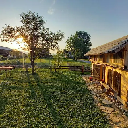 Pig Barn - Svinjaki Krasinec