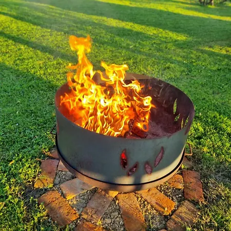 Pig Barn - Svinjaki Počitniška hiša *