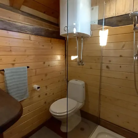 Pig Barn - Svinjaki *