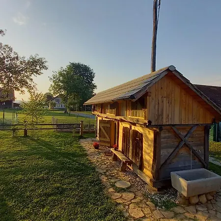 Pig Barn - Svinjaki Počitniška hiša Krasinec