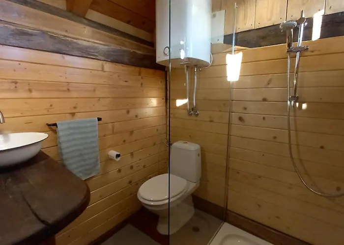 Pig Barn - Svinjaki *